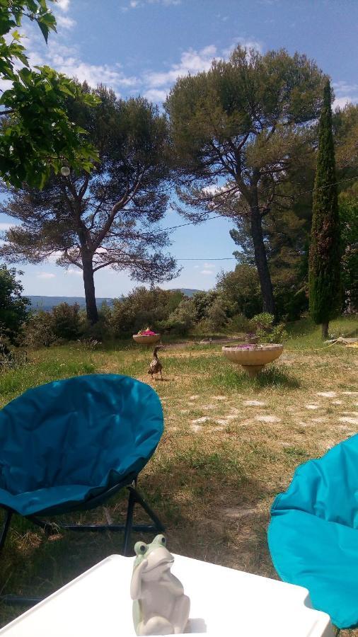 Villelaure Les Cigales B&B 외부 사진