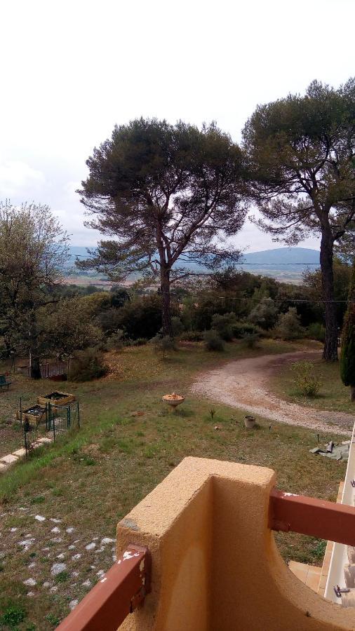 Villelaure Les Cigales B&B 외부 사진
