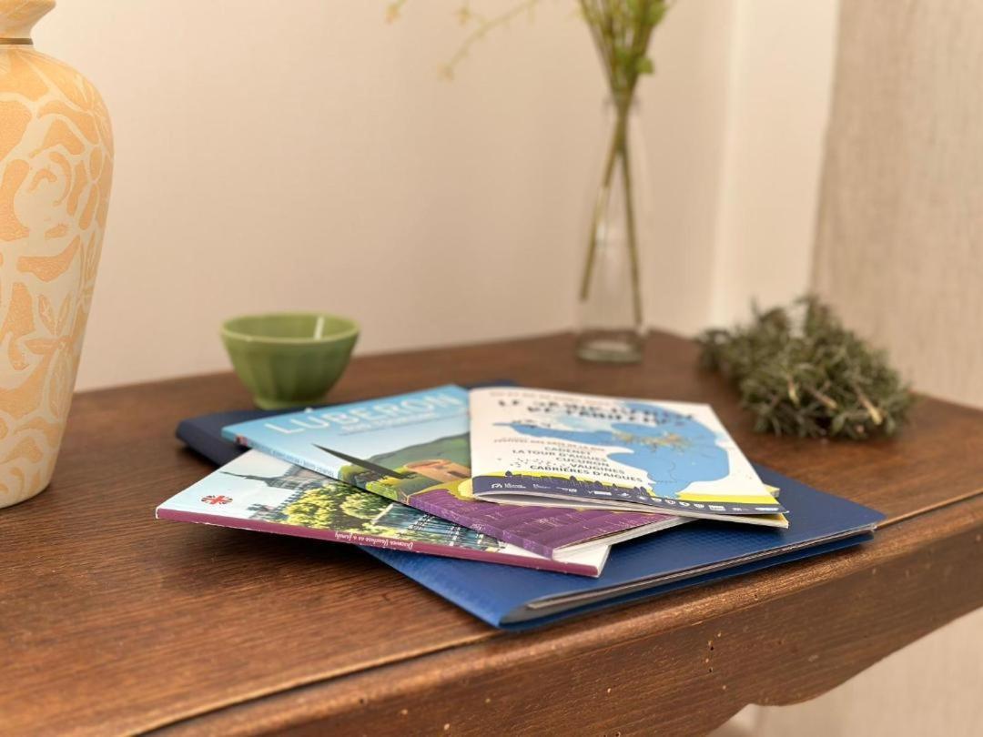 Villelaure Les Cigales B&B 외부 사진